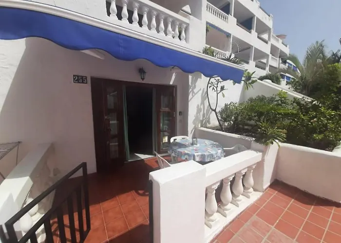 1 Bedroom In Los Cristianos With Pool In Port Royal