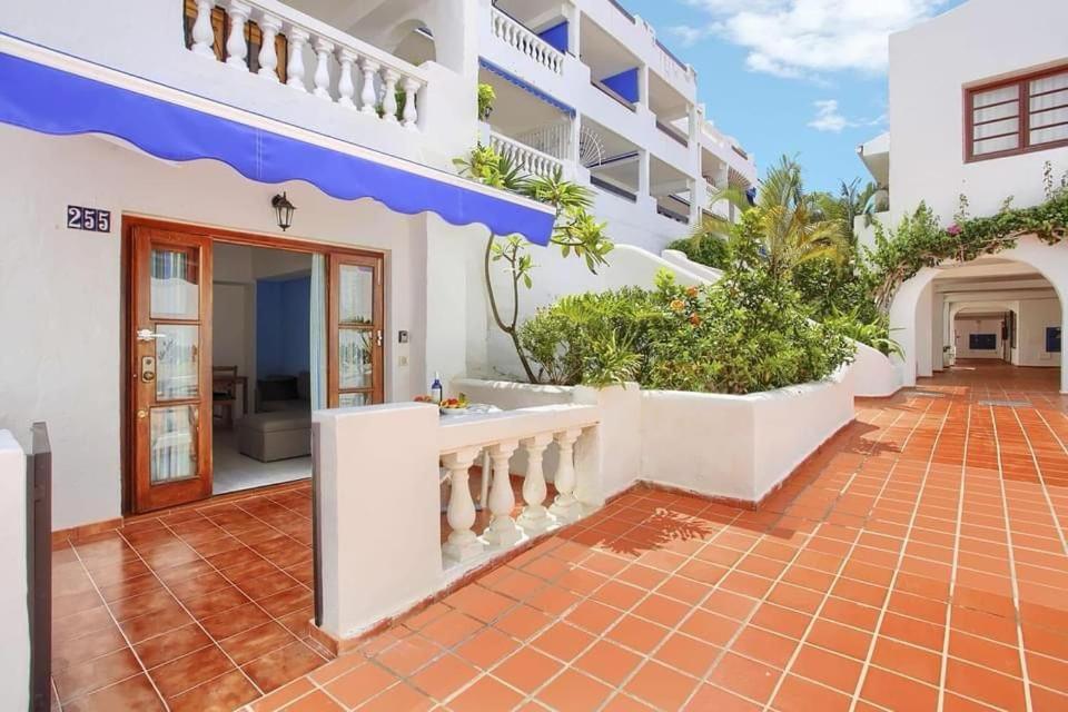 1 Bedroom In Cristianos With Pool In Port Royal *