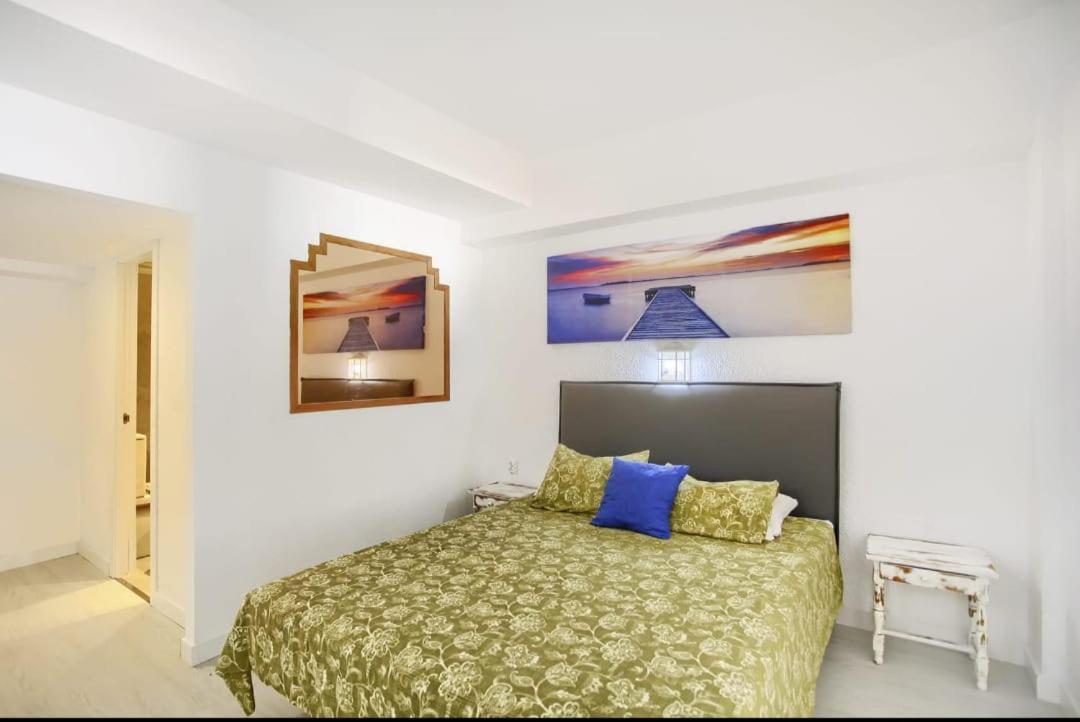 1 Bedroom In Cristianos With Pool In Port Royal Appartement *